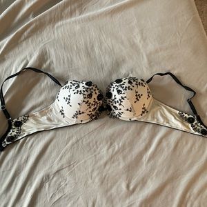 Victoria’s Secret Push-up Bra
